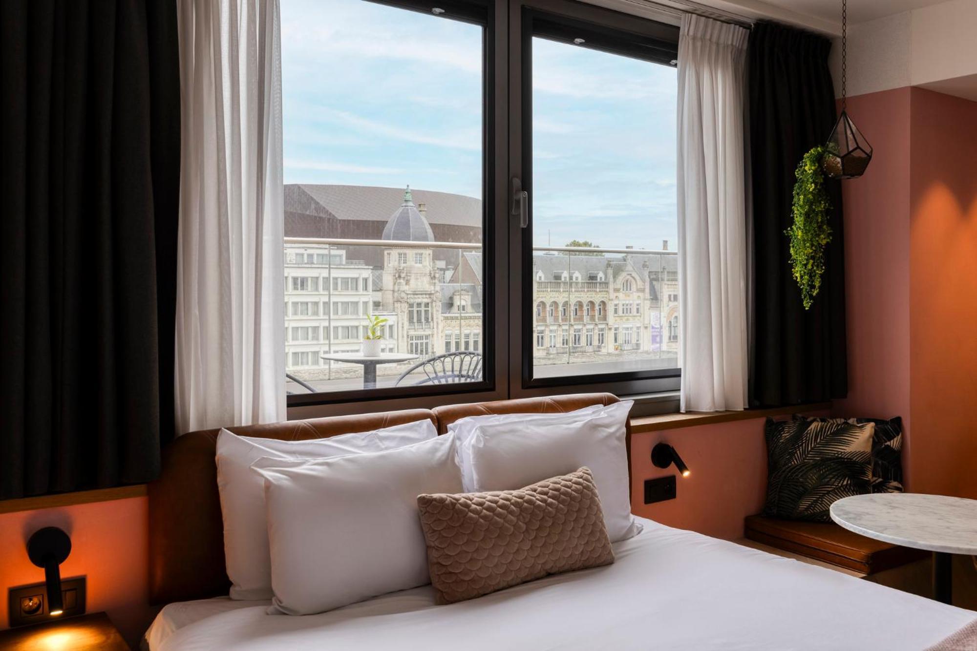 Hotel Indigo Antwerp City Centre, An Ihg Hotel Екстериор снимка